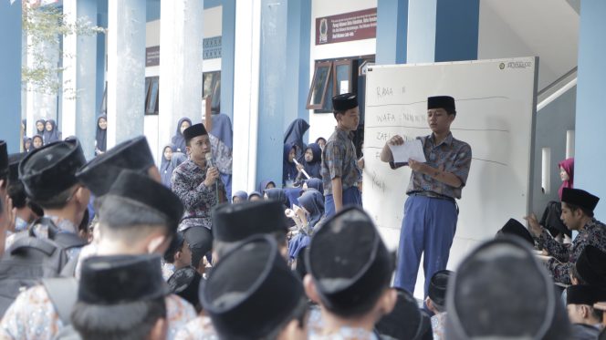 
					PILKANU MTs Al-Iman 02 Bulus, Lanjutkan Tradisi dengan Inovasi