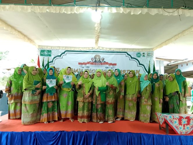 
					Tiga Ranting Muslimat NU di Kecamatan Kemiri Resmi Dilantik, Ditekankan Pentingnya Niat Berkhidmah dan Kebersamaan