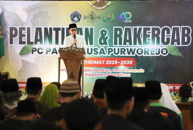 
					Pelantikan PC Pagar Nusa Purworejo, Wabup Dion Ajak Kolaborasi Jaga Generasi Muda