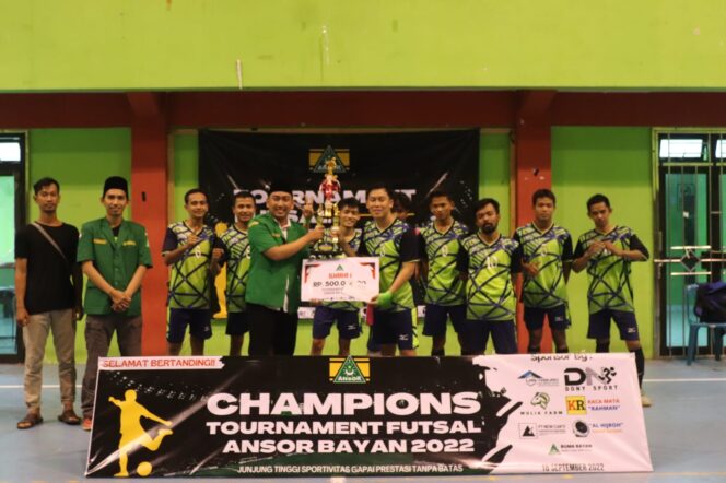 
					Laga Futsal PAC GP Ansor Bayan, Foto (Adhie)