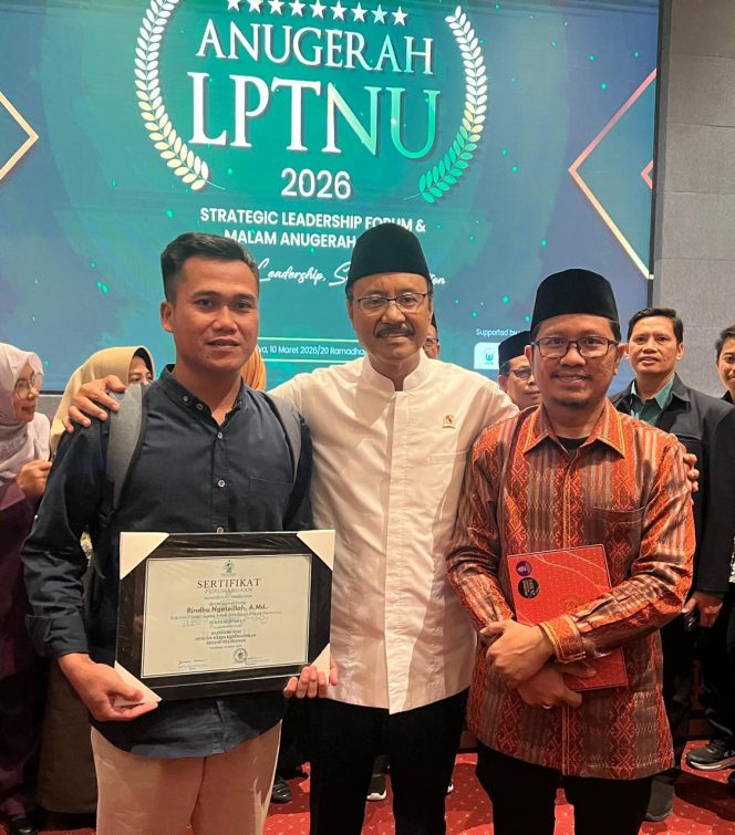 
					Rindho Ngatoillah Wakili STAINU Purworejo Terpilih Tenaga Kependidikan Terbaik Anugerah LPTNU 2026