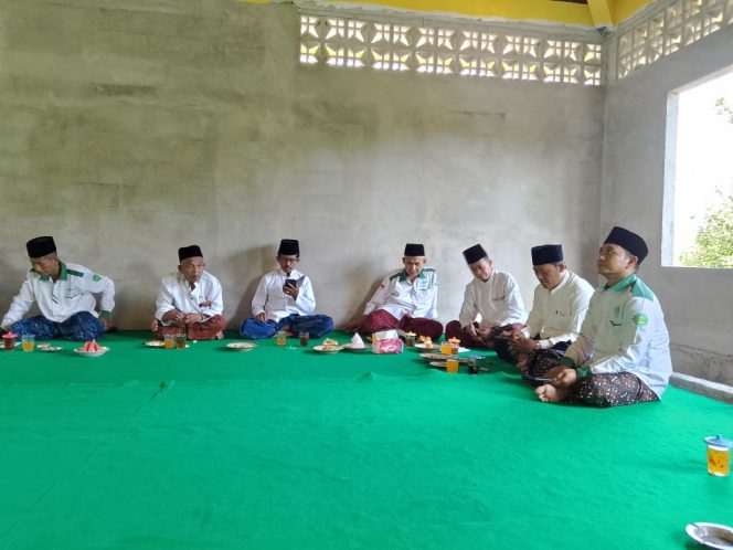 
					MWCNU Kemiri Mantapkan Komitmen Pengurus Melalui Selapanan Syuriyah dan Evaluasi Program Keagamaan