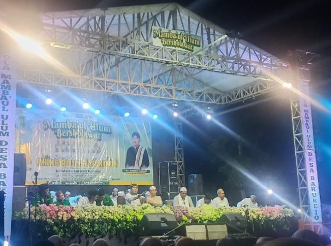 
					Mamba’ul Ulum Bersholawat Sambut Tahun Baru Islam 1448 H, Ribuan Jamaah Padati Bakurejo