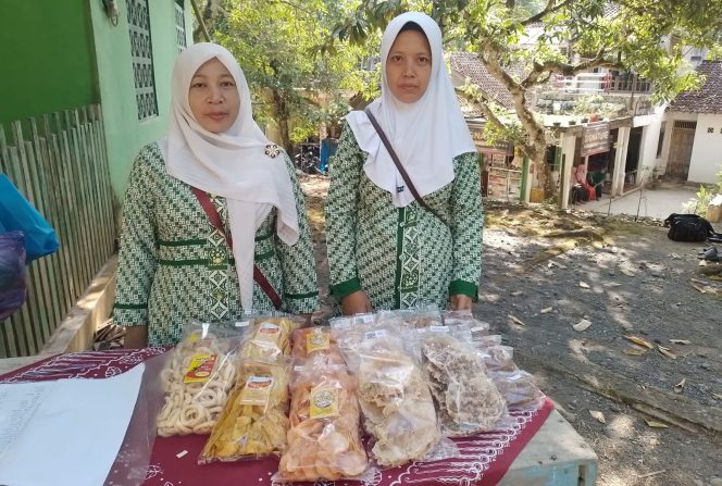 
					Fatayat NU Bagelen Perkuat Keilmuan dan Dorong Kemandirian Ekonomi Anggota Melalui Selapanan