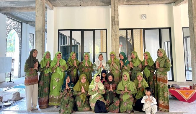 
					Sambut Muharram 1448 H, Muslimat NU Krendetan Gelar Selapanan dan Pengajian Bersama Kyai Choirul Anwar