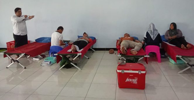 
					Semangat Berbagi untuk Sesama, MWCNU Pituruh Sukses Selenggarakan Donor Darah dan Berhasil Himpun 26 Kantong Darah