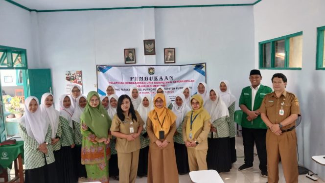
					Berdayakan Perempuan, PAC Fatayat Purworejo Gelar Pelatihan Menjahit Bersama BLK