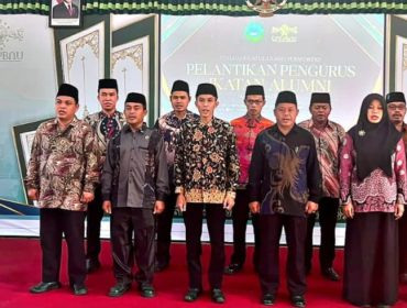 Prosesi pelantikan IKA STAINU Purworejo di Gedung Auditorium.