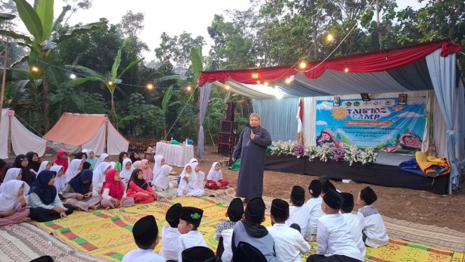 
					MI Takhassus Ma’arif NU Prapagkidul Gelar Tahfidz Camp di Kebumen, Tanamkan Karakter Qur’ani dan Peduli Lingkungan