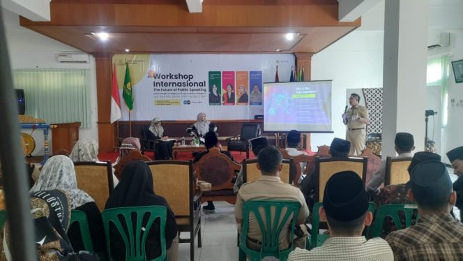 
					Public Speaking Bakal Digantikan AI? IAI An-Nawawi Purworejo Kupas Tuntas di Workshop Internasional